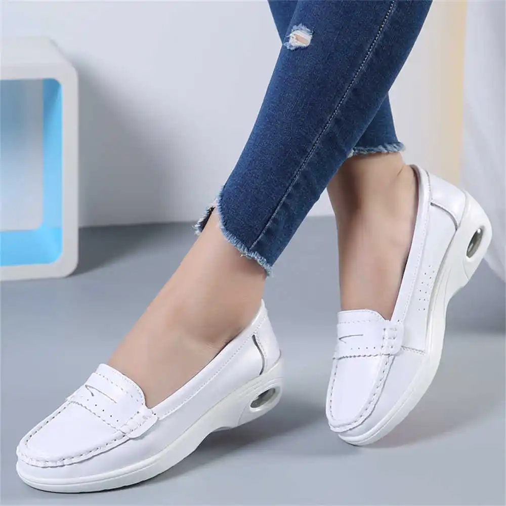 Thick Sole Slipon White Traine - đánh giá và giá Tech Accessories Ideas