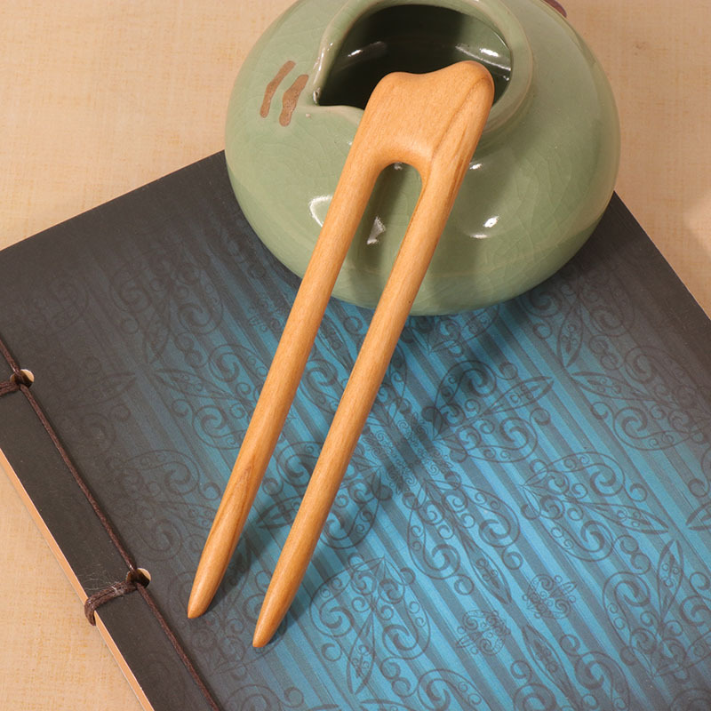 Peach Wood U-shaped Hairpin An - đánh giá và giá Tech Accessories Women