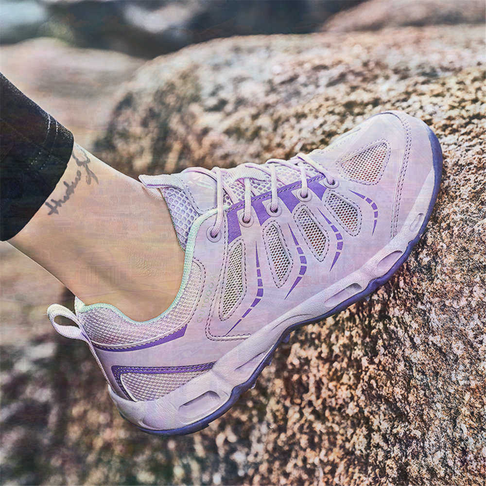 Sumer Round Tip Silver Sneaker - đánh giá và giá Tech Accessories Business