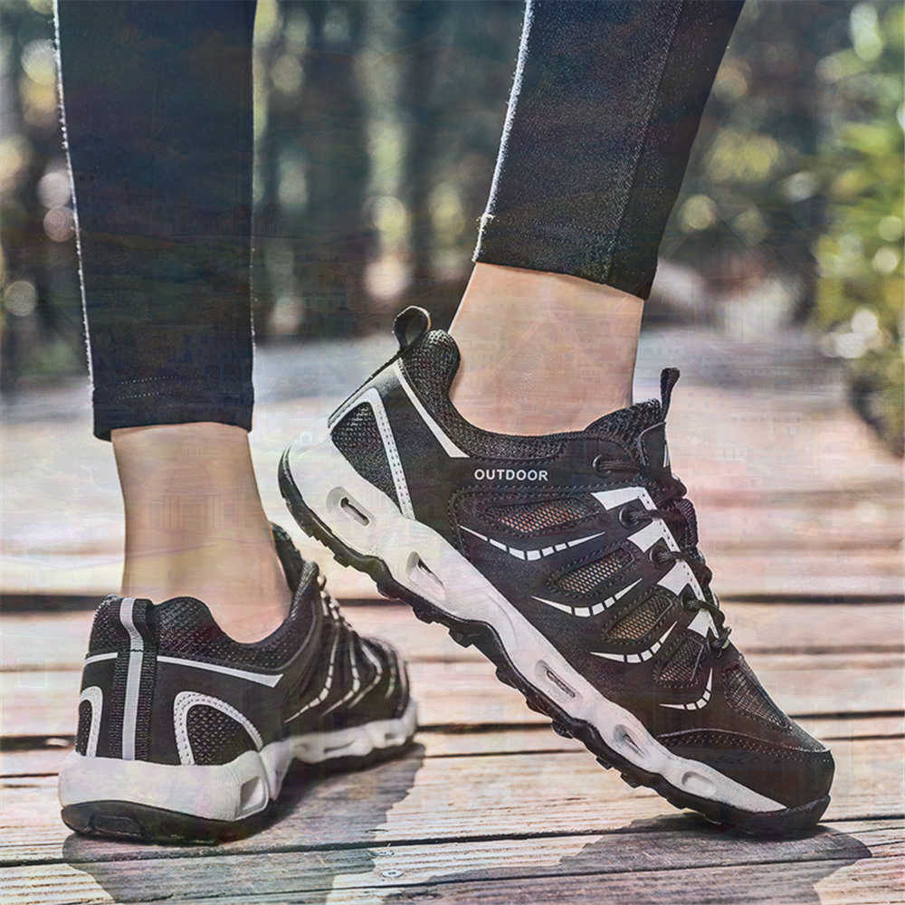 Sumer Round Tip Silver Sneaker - đánh giá và giá Tech Accessories Business